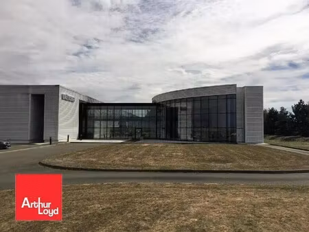vente local d'activités 9 790 m²