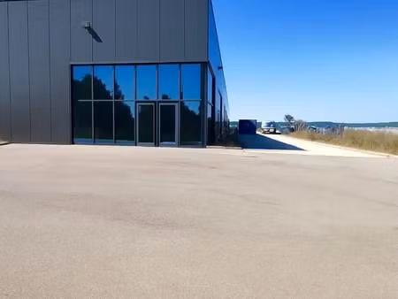 vente local d'activités 1 041 m²