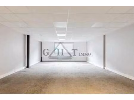 vente bureaux 2 345 m²
