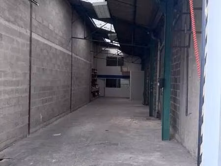 vente entrepôt 100 m² à 470 m²