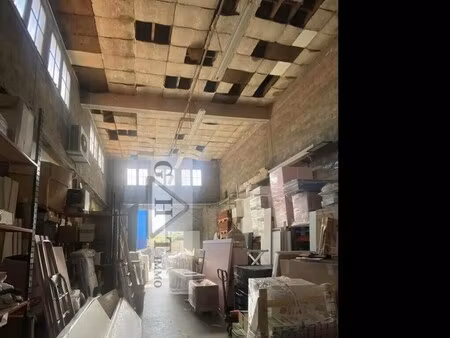 vente entrepôt 805 m²