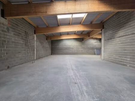 vente entrepôt 430 m²