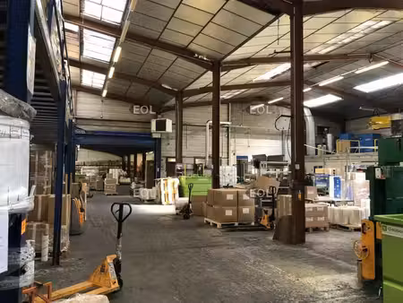 vente local d’activités verneuil-l’etang 77390 1942m² à 3900m²