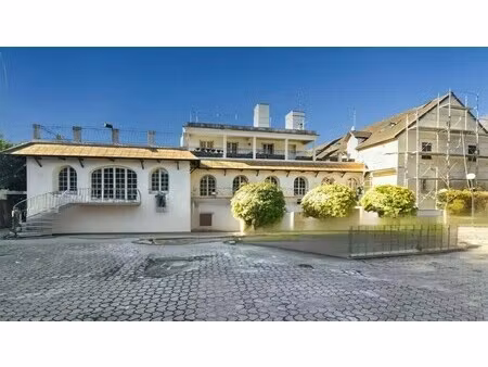 vente local d'activités 3 603 m²