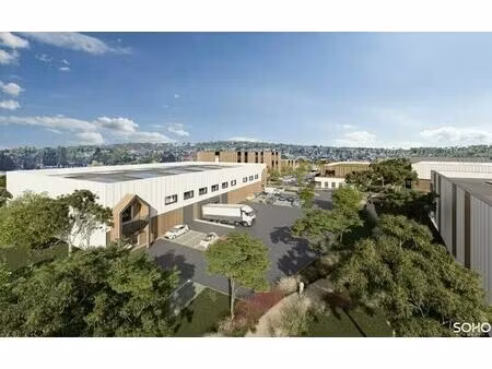 vente local d'activités 458 m² à 4 457 m²