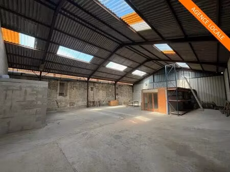 vente local d'activités 1 200 m²