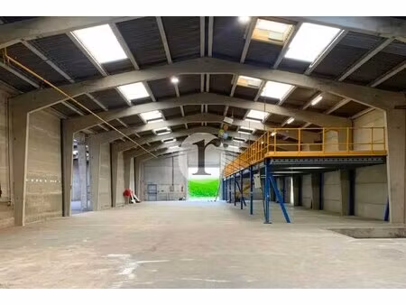 vente local d’activités la bassee 59480 1510m² à 3210m²