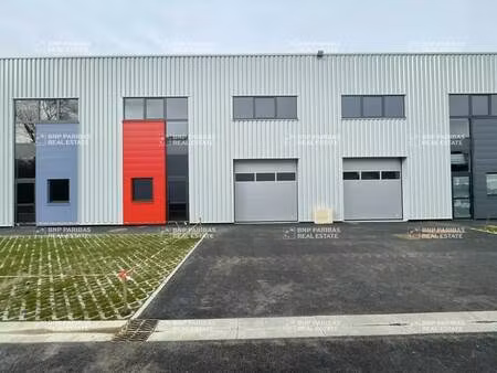 vente local d'activités 274 m² à 574 m²