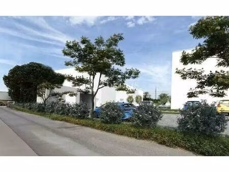 vente local d'activités 90 m²