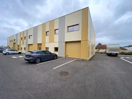 vente local d’activités saint genis laval 69230 335m²