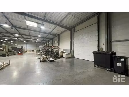 vente local d’activités saint medard en jalles 33160 1043m²