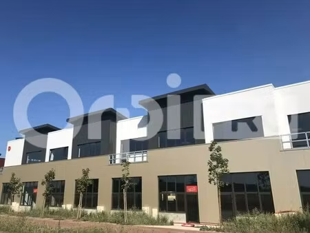 vente local d’activités saint pierre du perray 91280 921m²