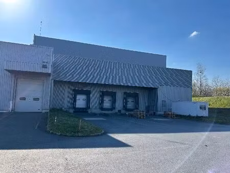 vente entrepôt 3 635 m²