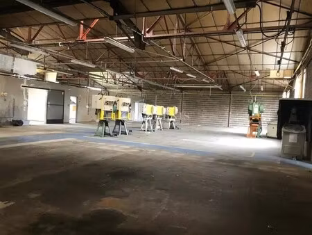vente local d’activités veigne 37250 2000m²