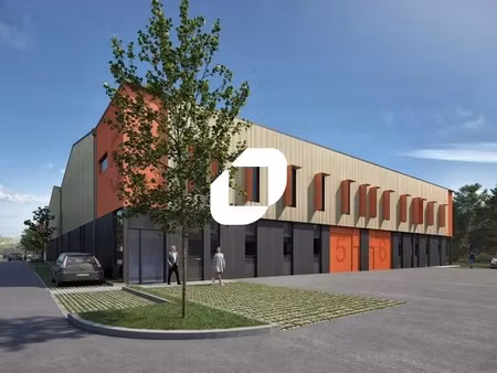 vente local d'activités 1 866 m²