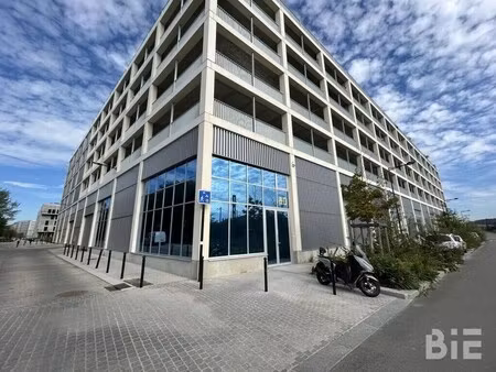 vente local d'activités 221 m² à 1 547 m²