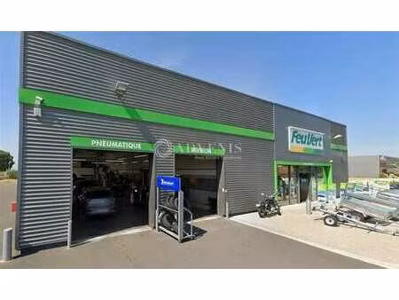 vente local d'activités 770 m²