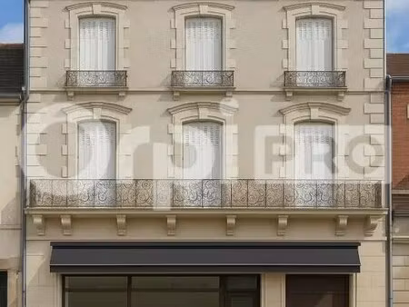vente local d’activités commentry 03600 671m²