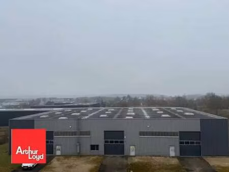 vente local d'activités 4 955 m²