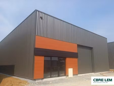 vente local d'activités 330 m²