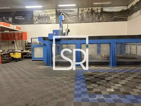 vente entrepôt 1 180 m²