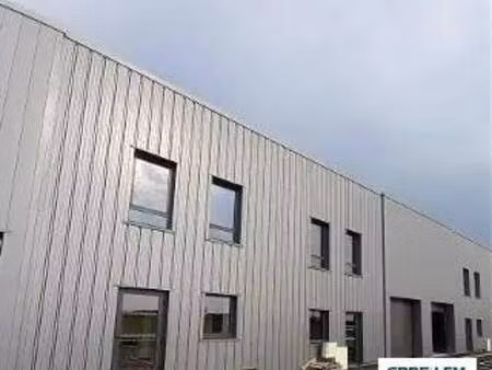 vente local d'activités 306 m²