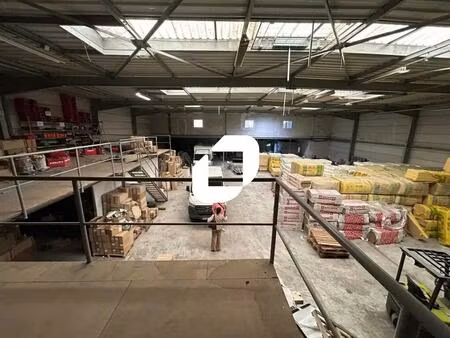 vente local d'activités 1 293 m²