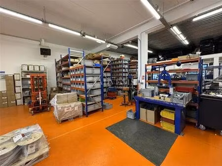 vente local d’activités croissy beaubourg 77183 665m²