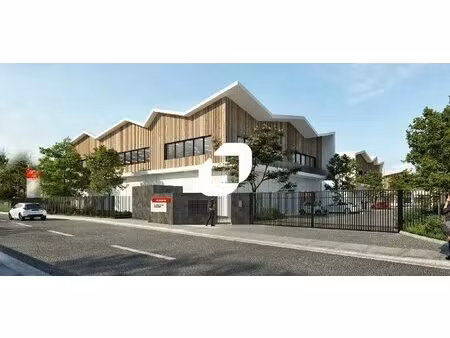 vente local d'activités 46 m² à 312 m²