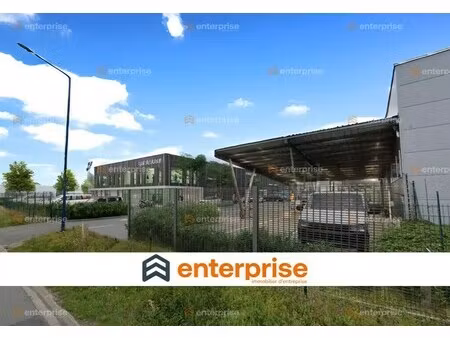 vente local d'activités 595 m² à 1 411 m²