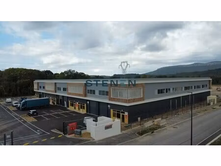 vente local d’activités rousset 13790 578m²