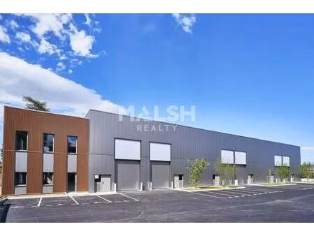 vente local d'activités 230 m² à 465 m²