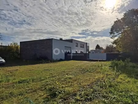 vente local d'activités 450 m²