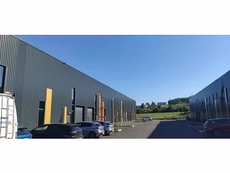 vente local d'activités 443 m²