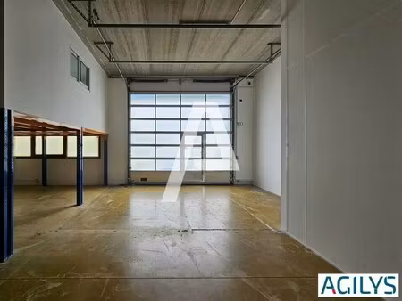 vente local d'activités 106 m²