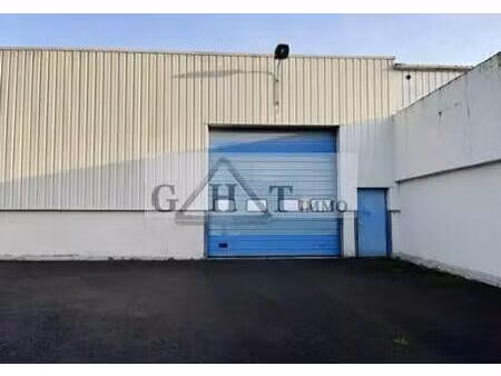 vente entrepôt 1 370 m²