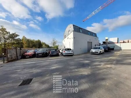 vente entrepôt 625 m²