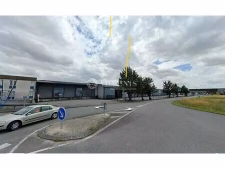 vente entrepôt merpins 16100 11000m²