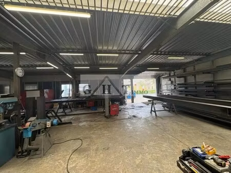 vente entrepôt 370 m²