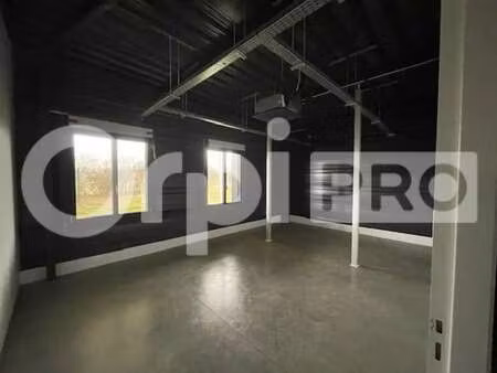 vente local d'activités 1 200 m²