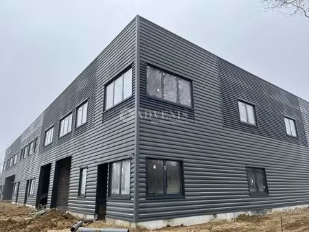 vente local d'activités 427 m²