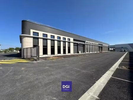 vente local d’activités gallargues le montueux 30660 453m² à 2083m²