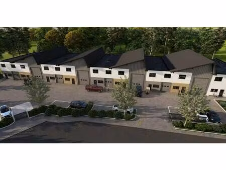 vente local d'activités 212 m²