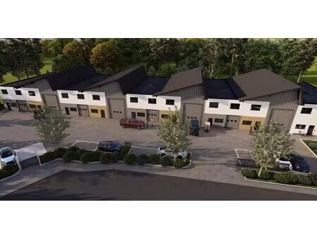 vente local d'activités 212 m²