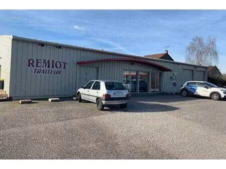 vente local d'activités 360 m²