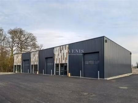 vente local d’activités pleumeleuc 35137 151m² à 548m²