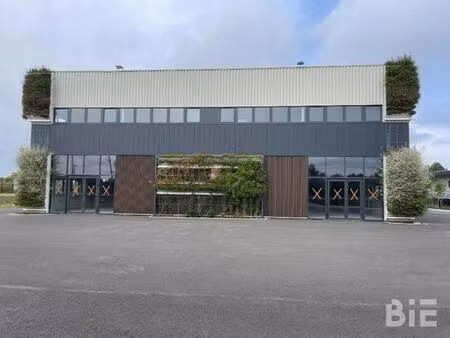 vente local d’activités salleboeuf 33370 387m² à 774m²