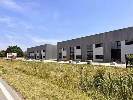 vente local d’activités thouare sur loire 44470 1200m²