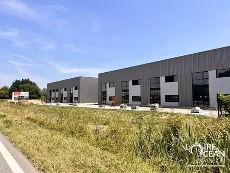 vente local d’activités thouare sur loire 44470 330m²