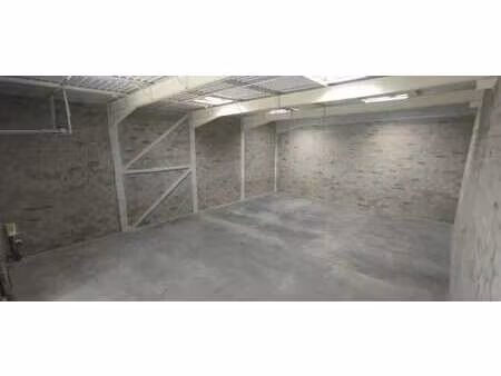 vente local d'activités 655 m²